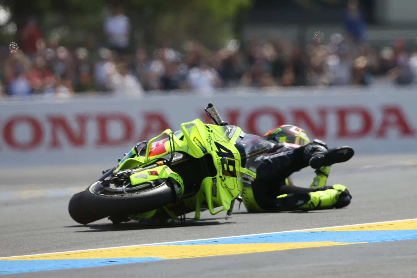 #49 Fabio Di Giannantonio, ITA, Pertamina Enduro VR46 Racing Team crashes in front of team-mate #21 Gianfranco Morbidelli, ITA, Pertamina Enduro VR46 Racing Team during the Tissot Sprint at the during the Michelin Grand Prix de France at Bugatti circuit, Le Mans, France