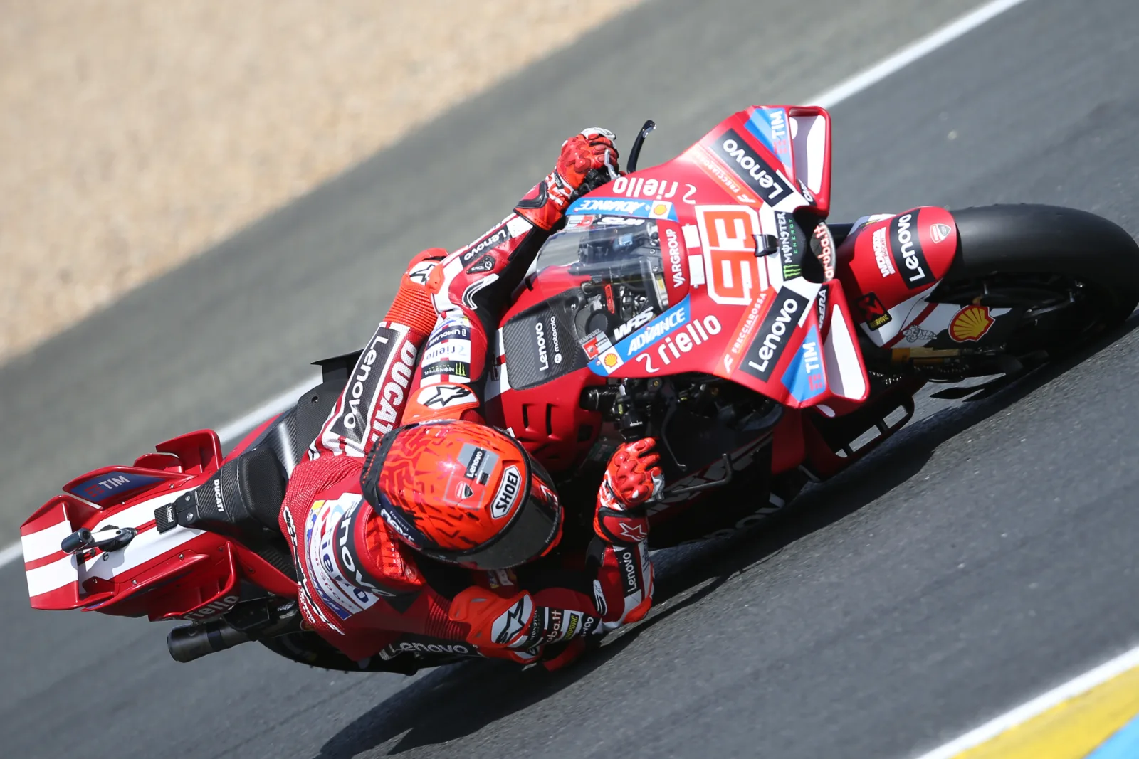 Extreme heat and crashes on Friday in Assen
