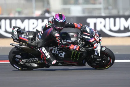 Martin makes his point as Aprilia rule Sprint Saturday at Silverstone