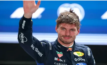 Verstappen on top in Singapore wet Sprint carnage